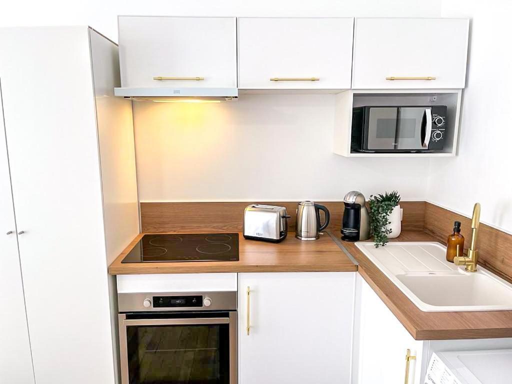 Le Petit Martial - Coeur De Ville,Refait A Neuf,Tout Equipe, Parking Chateauroux Ngoại thất bức ảnh